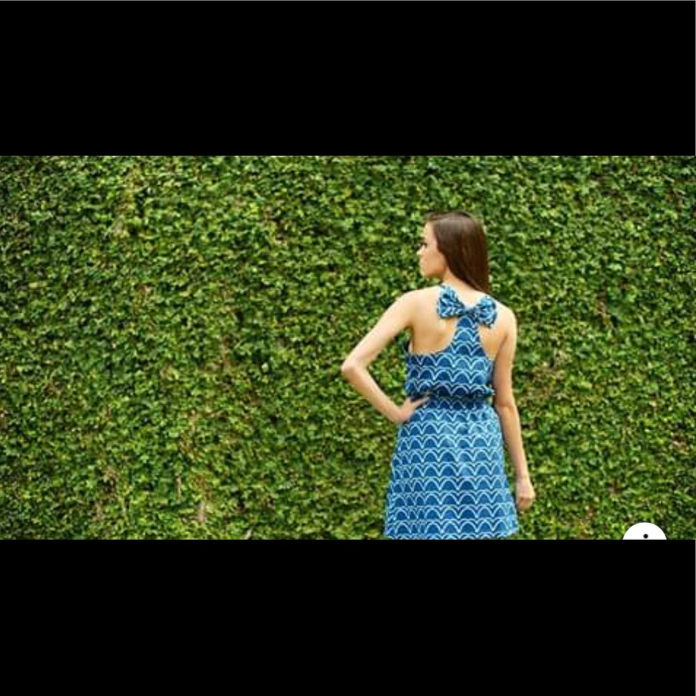 Beautiful bow back dress